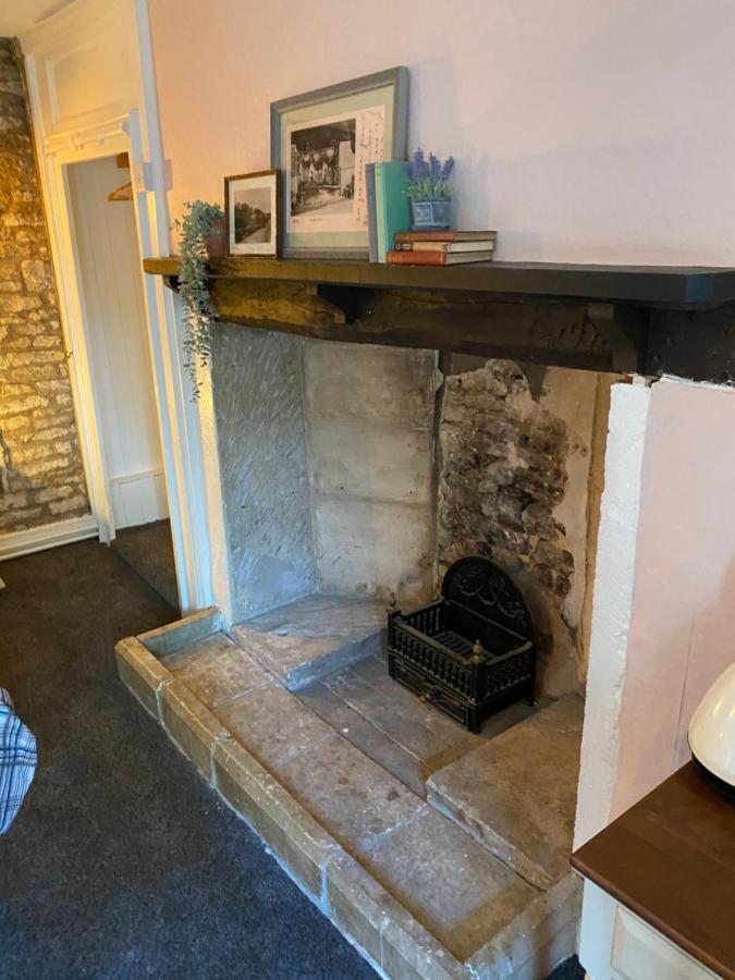 Bear inn Bisley  Eksteriør bilde